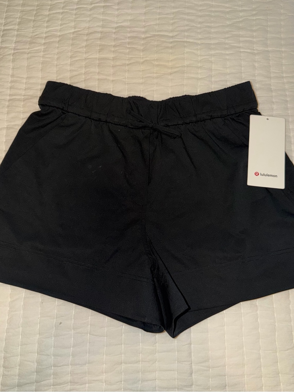 Lululemon Women’s Cinchable Waist HR Woven Short 3.5”